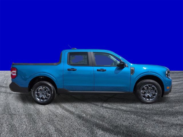 New 2026 Ford Maverick XLT w/ XLT Luxury Package FWD image 3