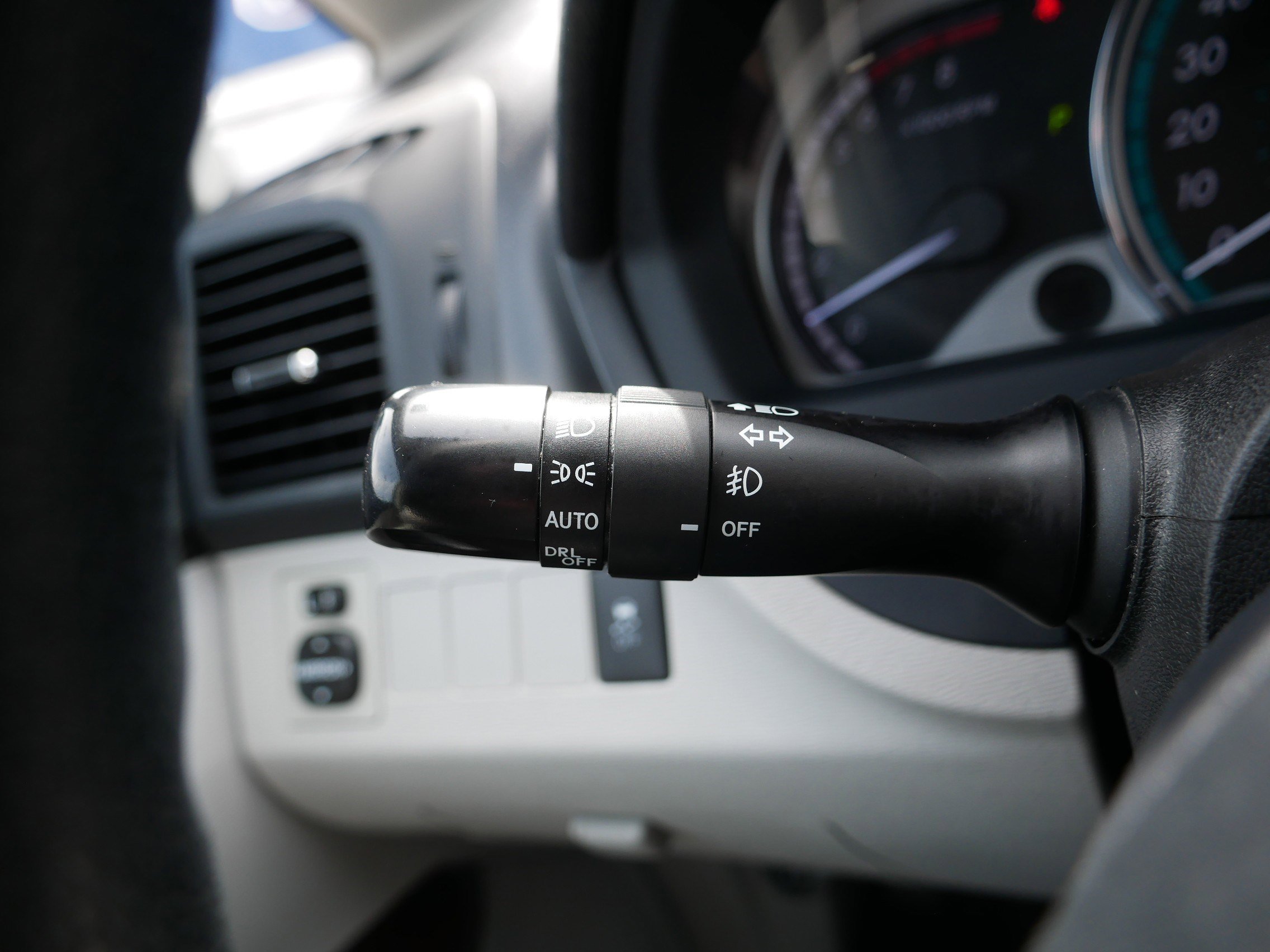 Used 2012 Toyota Venza LE AWD/4WD image 31