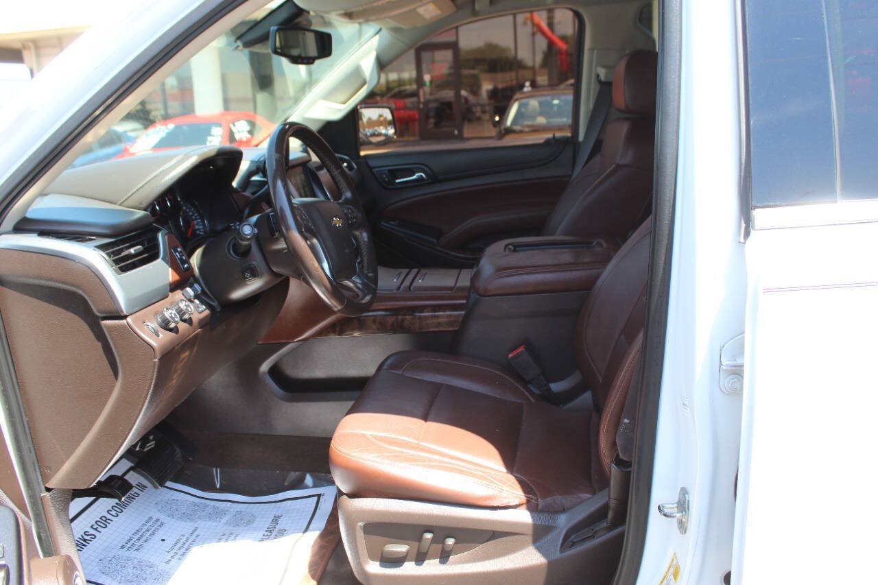 Used 2015 Chevrolet Suburban LTZ w/ Max Trailering Package AWD/4WD image 19