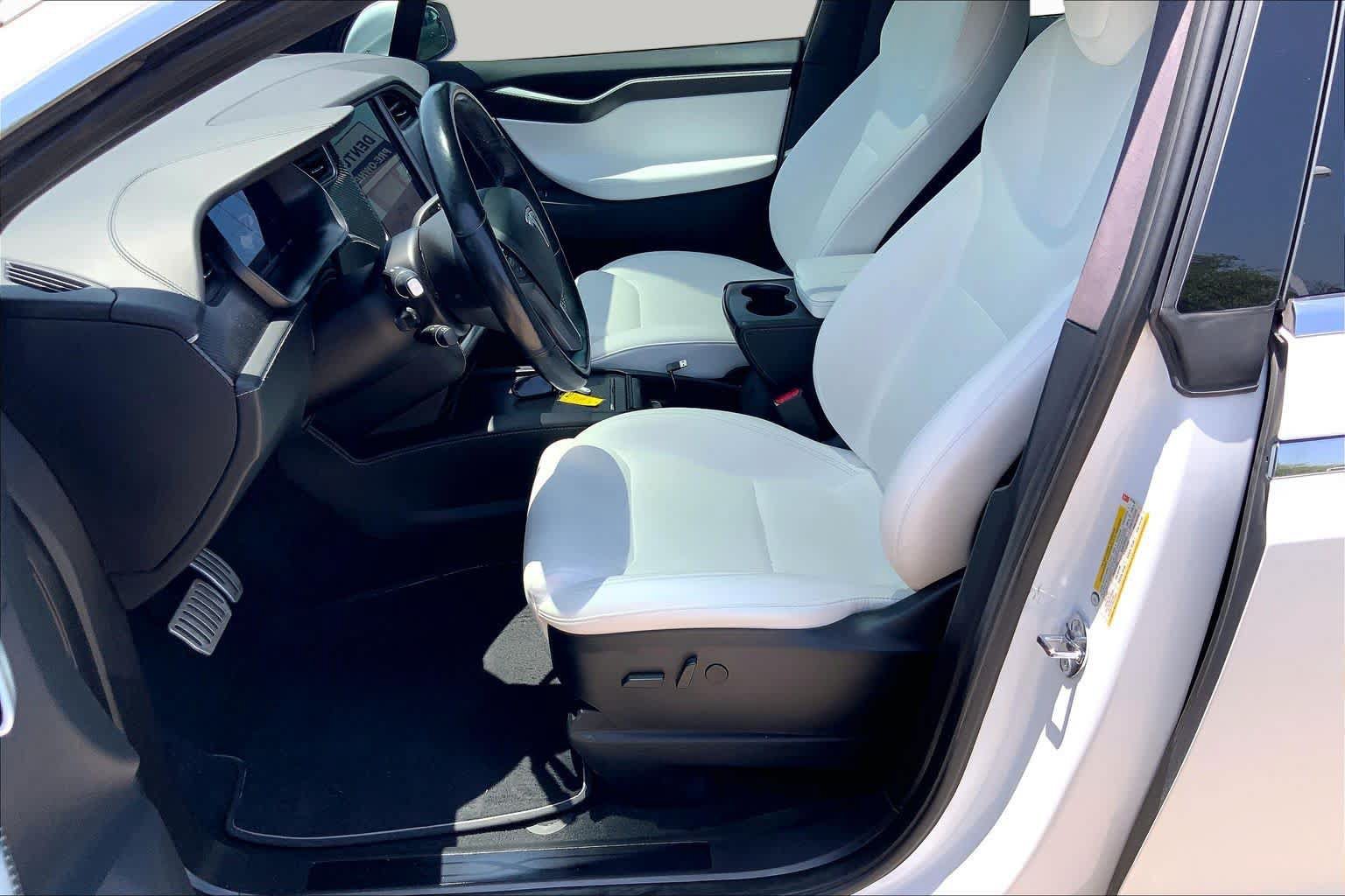 Used 2021 Tesla Model X Performance AWD/4WD image 7