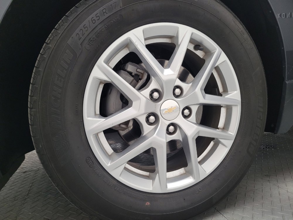 Used 2022 Chevrolet Equinox LS w/ LS Convenience Package image 31