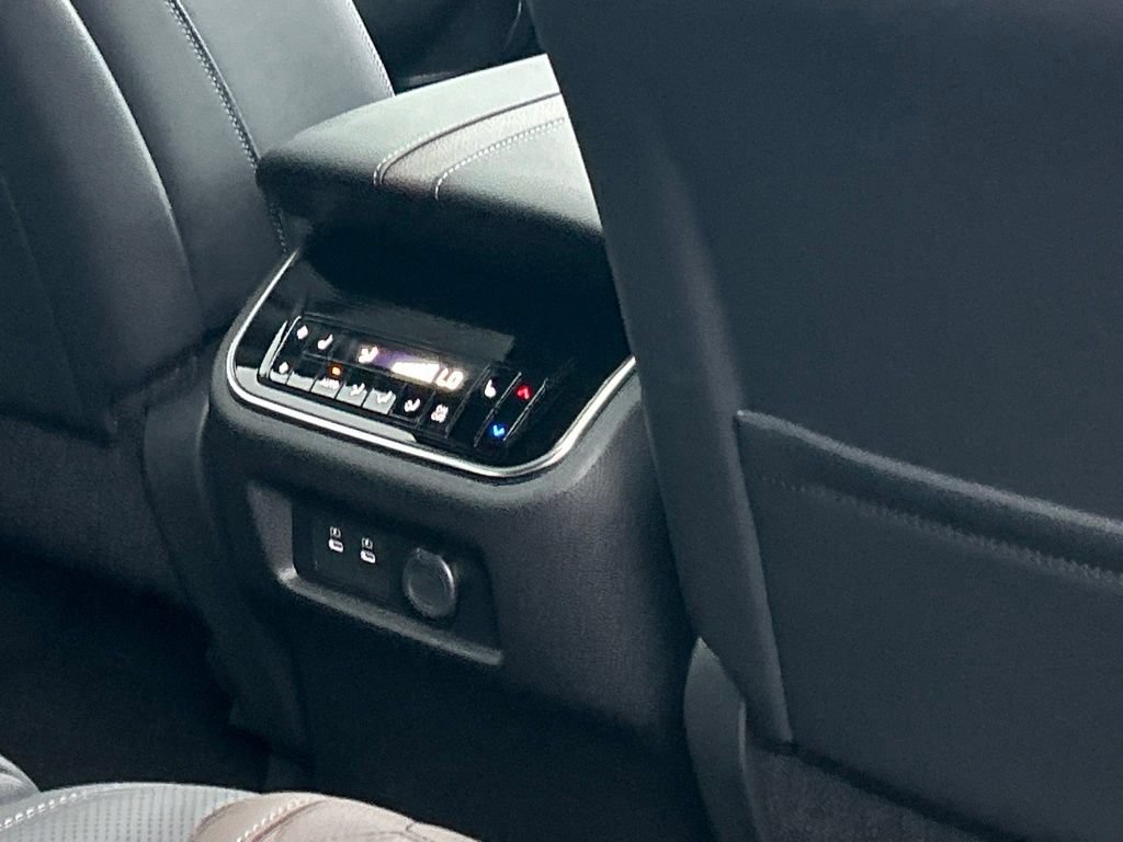 New 2026 Nissan Armada Platinum RWD image 48