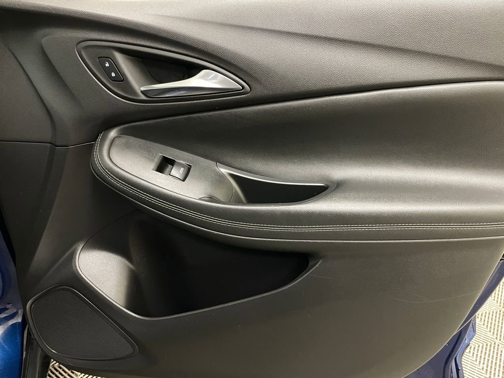 Certified 2023 Buick Encore GX Preferred w/ Cold Weather Comfort Package FWD image 36