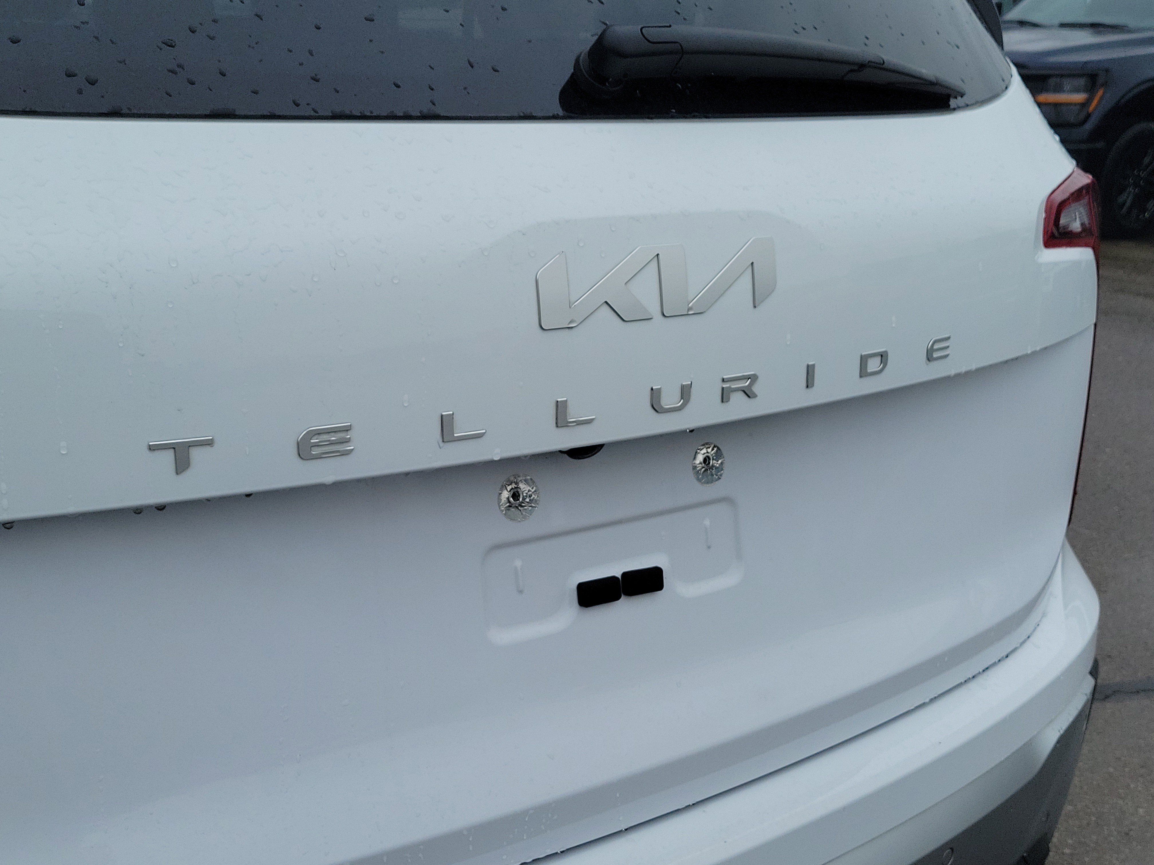 Used 2024 Kia Telluride S w/ S Sunroof Package image 7