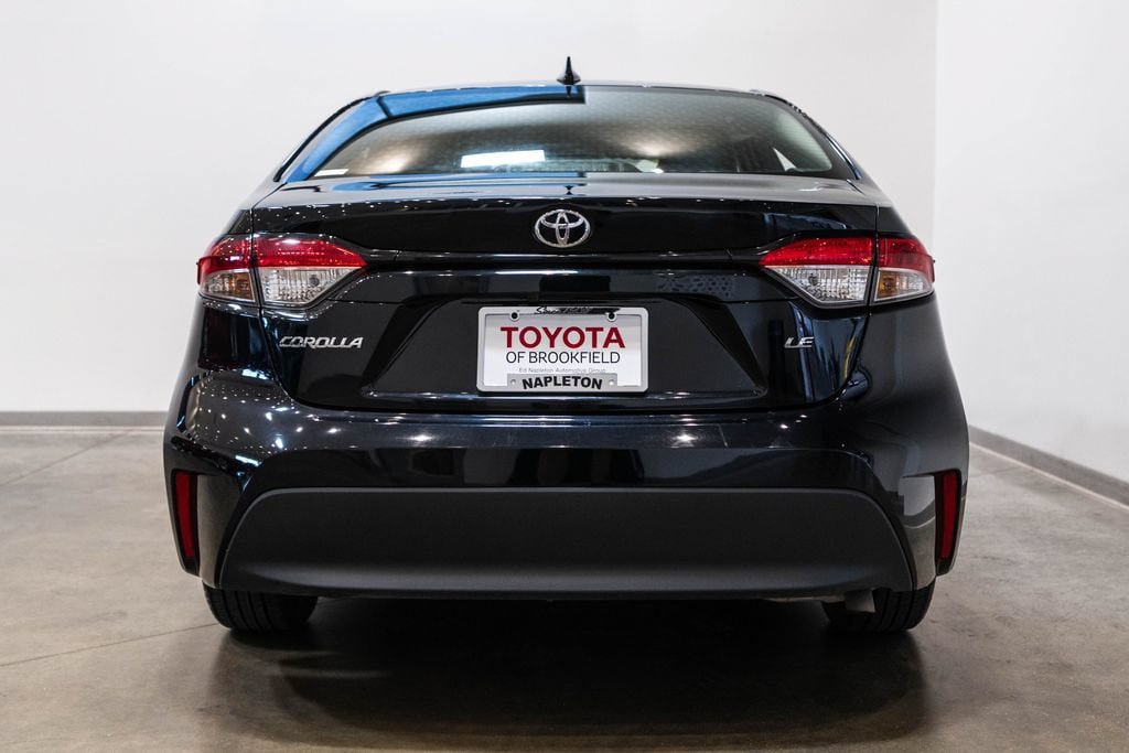 Used 2024 Toyota Corolla LE FWD image 8