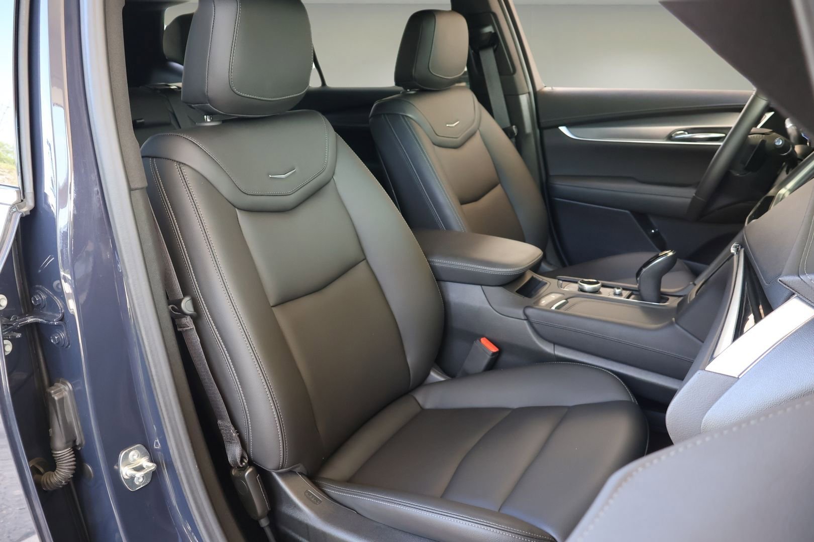 Used 2024 Cadillac XT6 Luxury FWD image 20