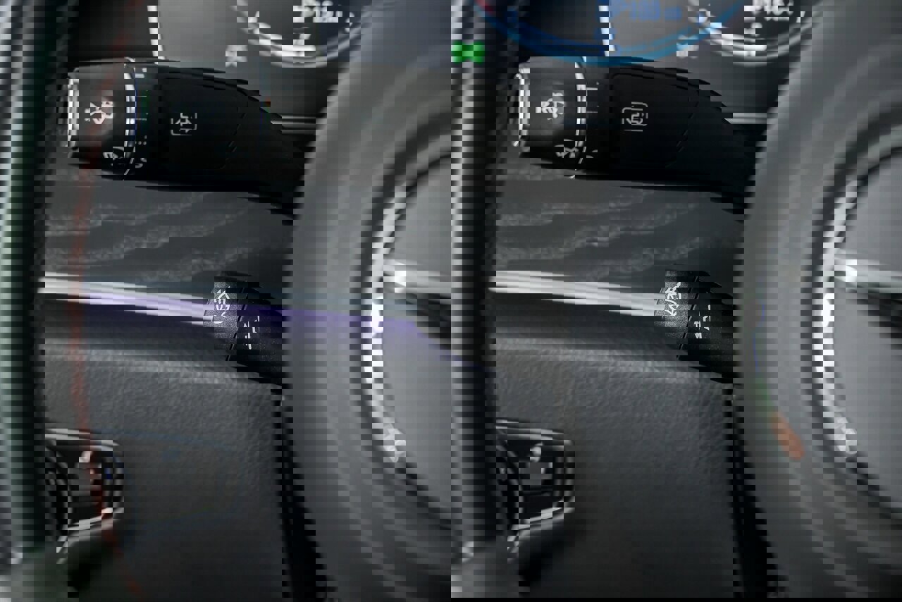 Used 2023 Mercedes-Benz E 53 AMG 4MATIC Sedan image 31