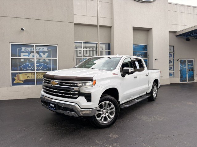 Used 2023 Chevrolet Silverado 1500 LTZ AWD/4WD image 2
