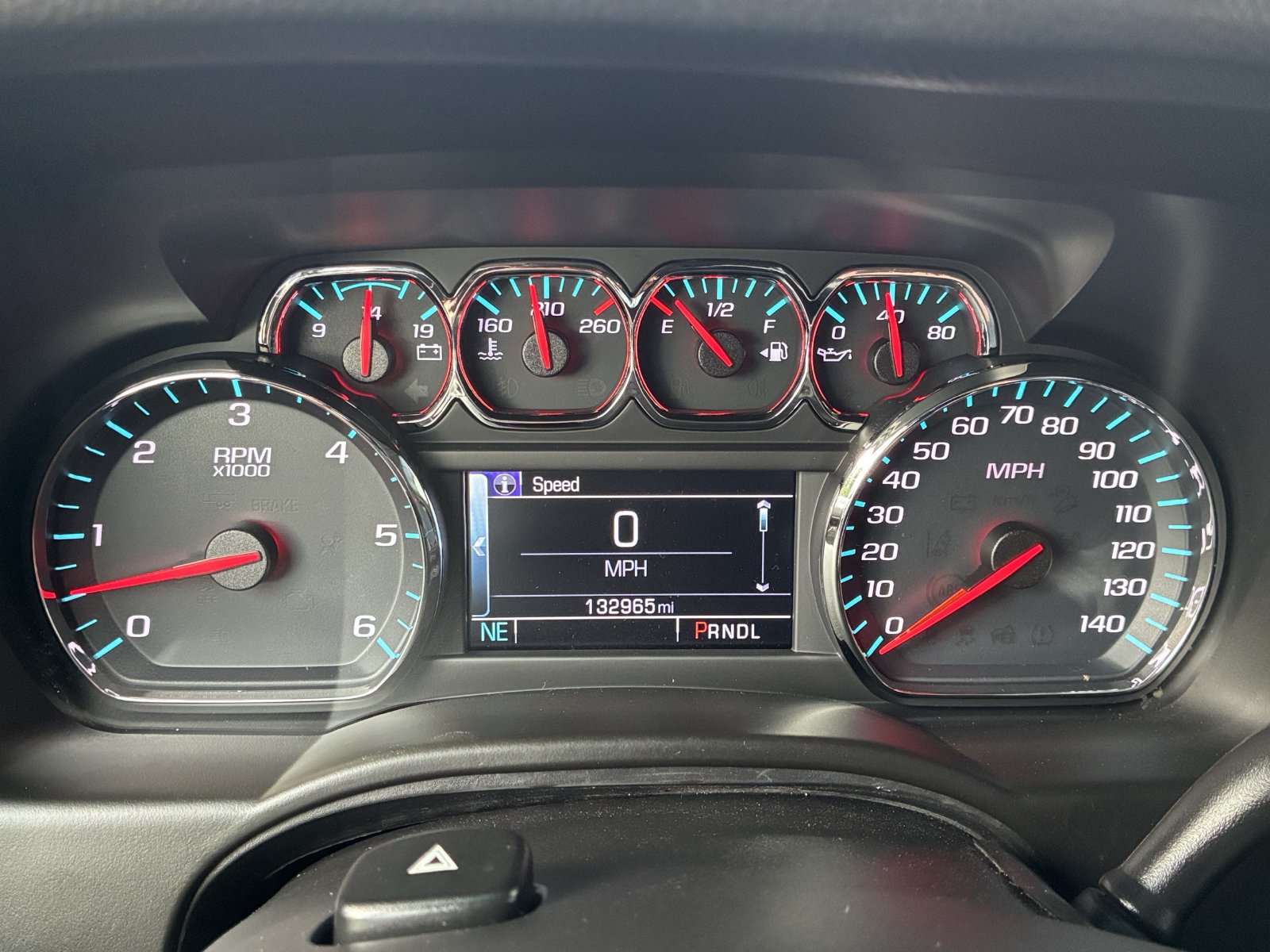 Used 2019 Chevrolet Tahoe LS w/ Enhanced Driver Alert Package RWD image 6