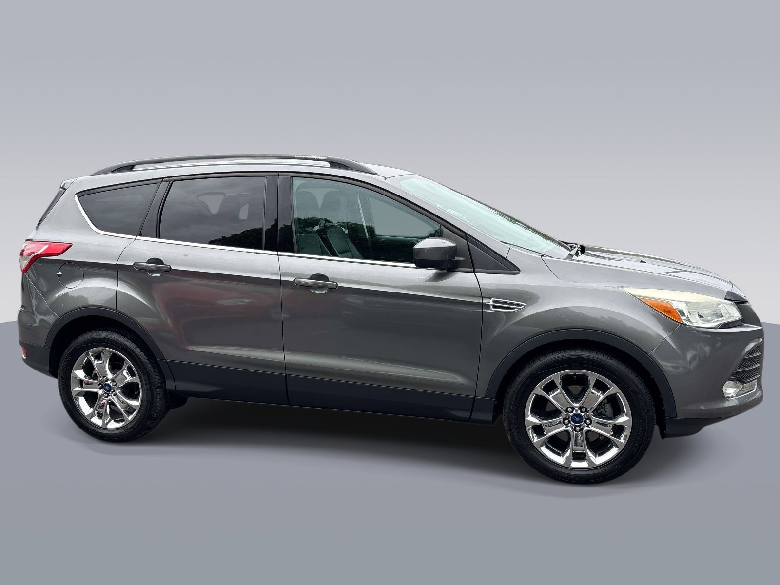 Used 2014 Ford Escape SE w/ Equipment Group 201A FWD image 2