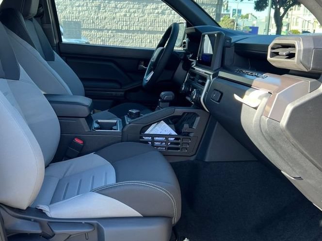 New 2026 Toyota Tacoma TRD Off-Road AWD/4WD image 16