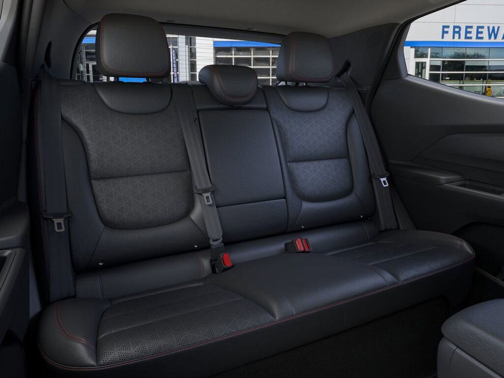 New 2027 Chevrolet Bolt RS w/ Technology Package FWD image 17