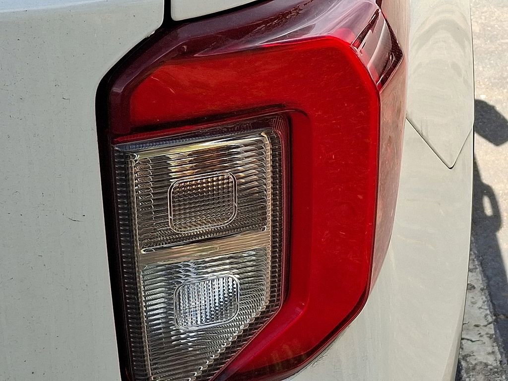 Used 2020 Ford Explorer ST w/ ST Street Pack image 6