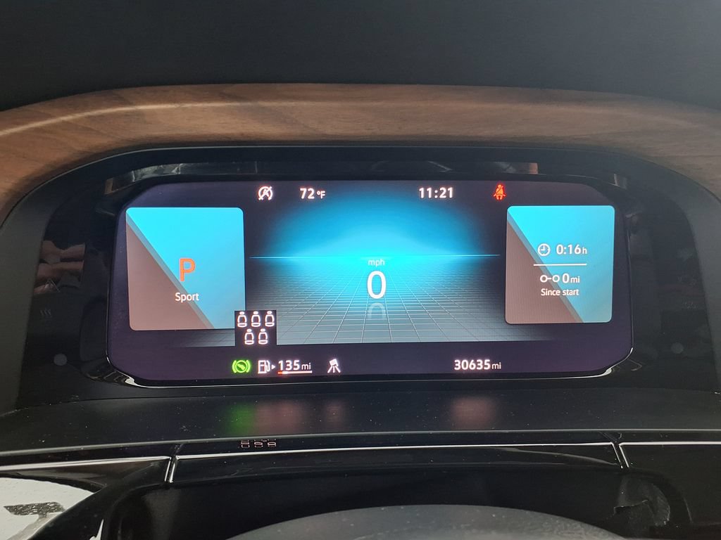 Used 2025 Volkswagen Atlas SE FWD image 31