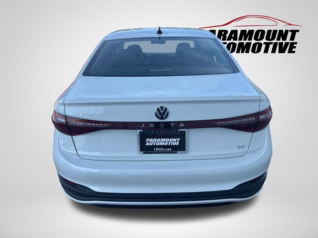 Used 2025 Volkswagen Jetta SE FWD image 6