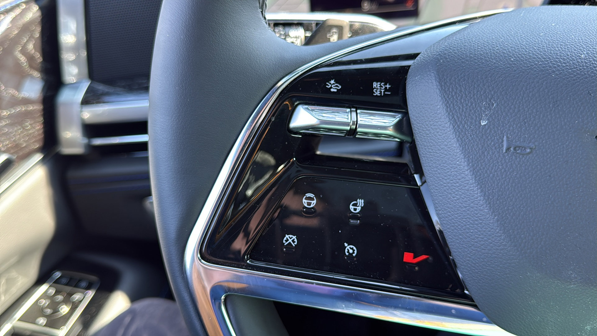 New 2026 Cadillac Escalade IQ Sport 1 image 15