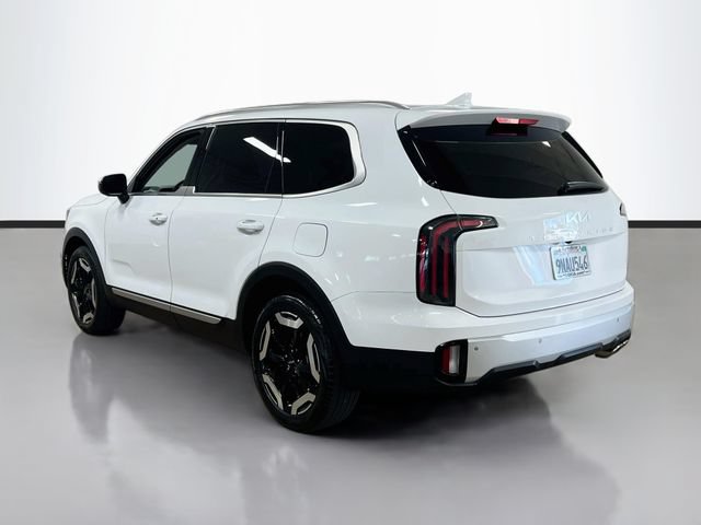 Certified 2024 Kia Telluride EX w/ EX Captain's Chair Package FWD image 5