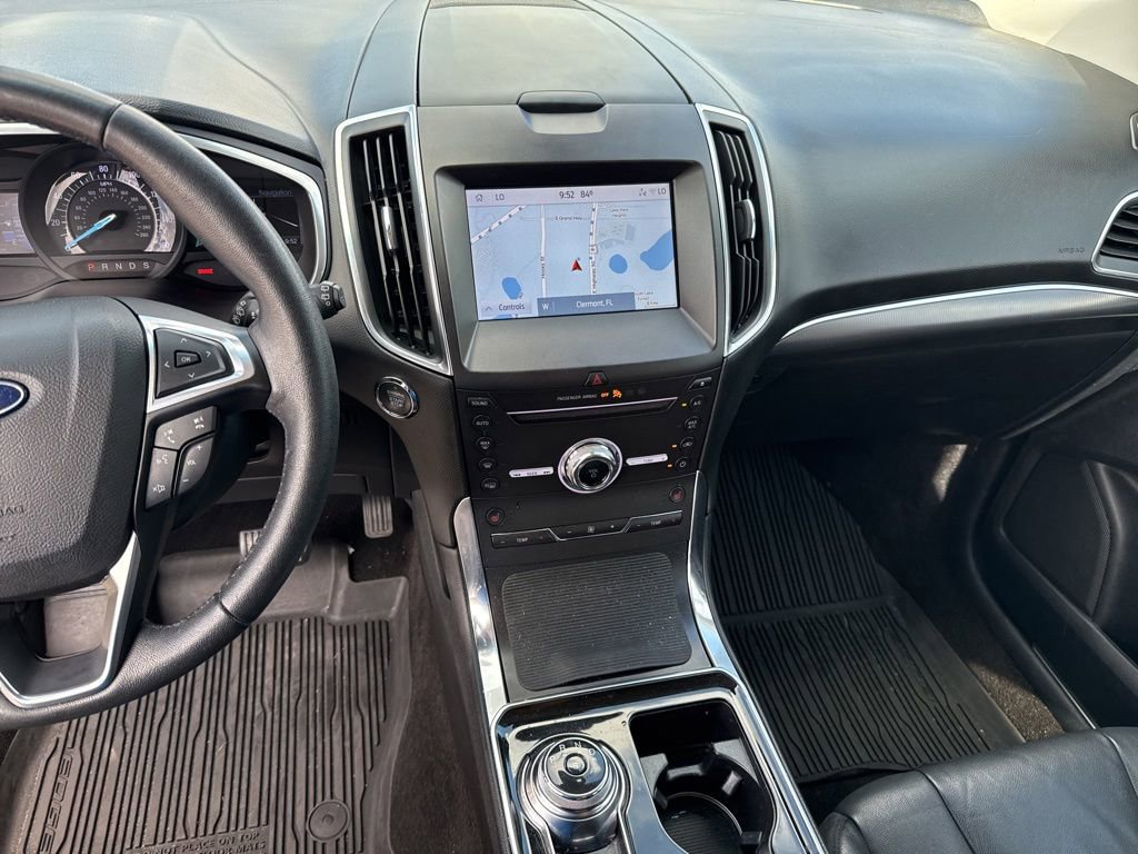 Used 2019 Ford Edge Titanium FWD image 8