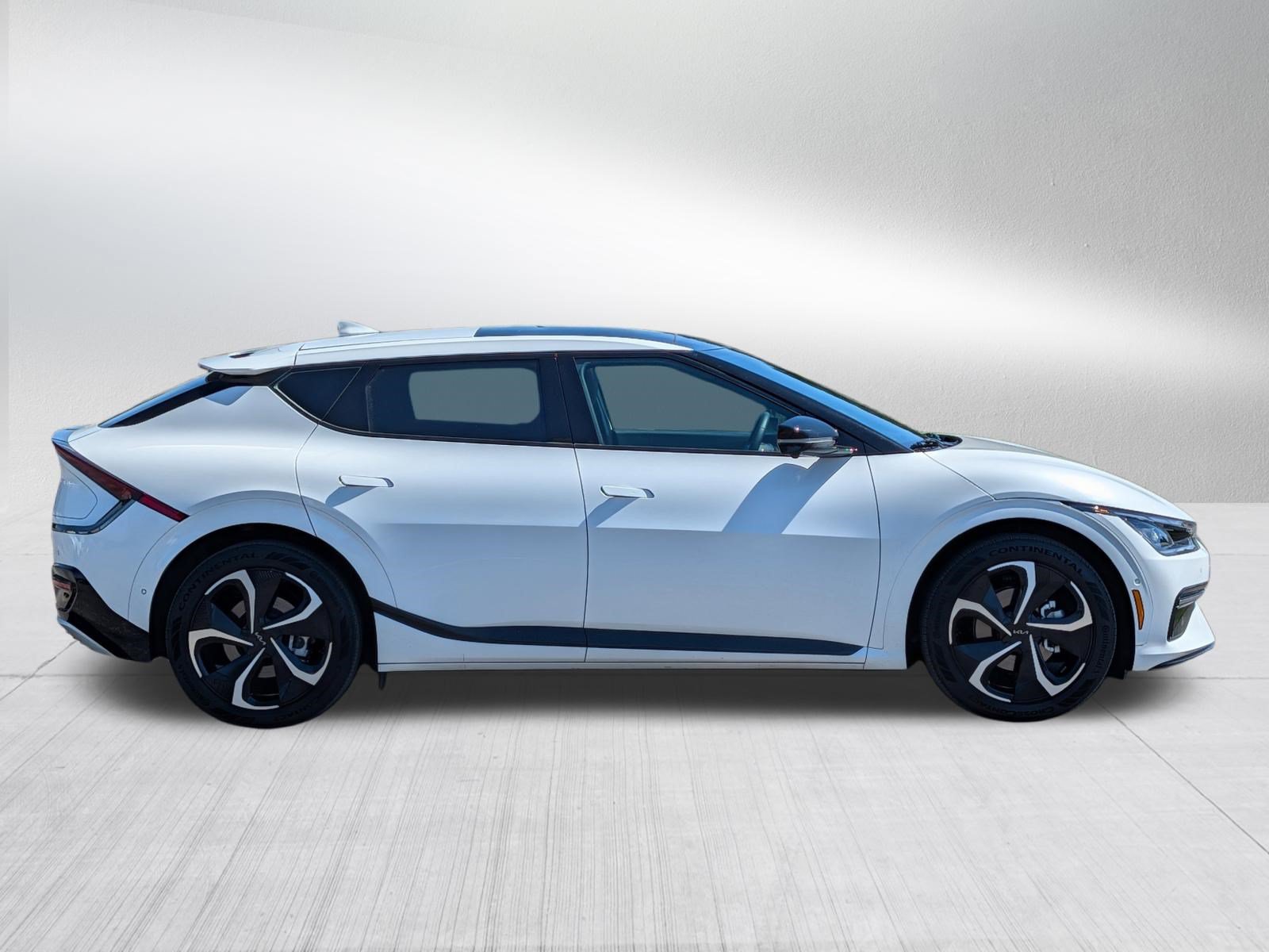 Certified 2024 Kia EV6 GT-Line AWD/4WD image 8