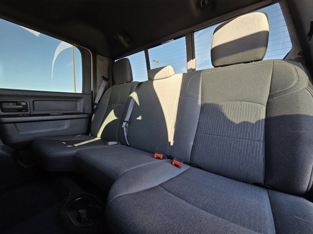 Used 2024 RAM 2500 Tradesman w/ Chrome Appearance Group image 25