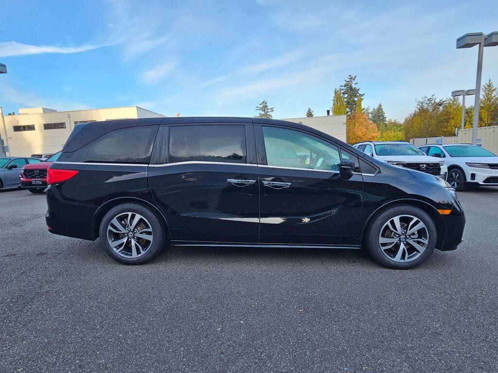 Certified 2022 Honda Odyssey Touring image 7