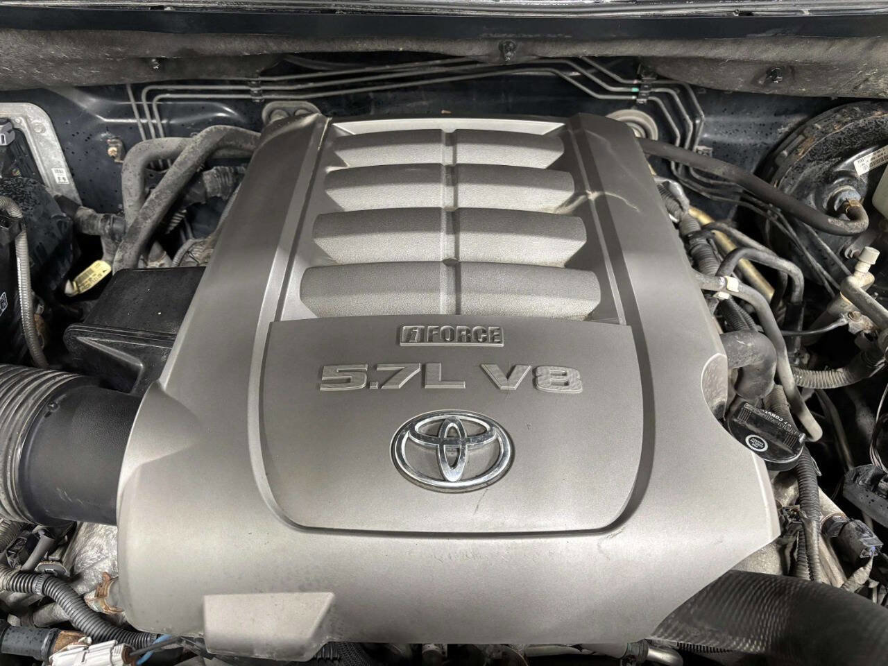 Used 2010 Toyota Tundra Limited image 11