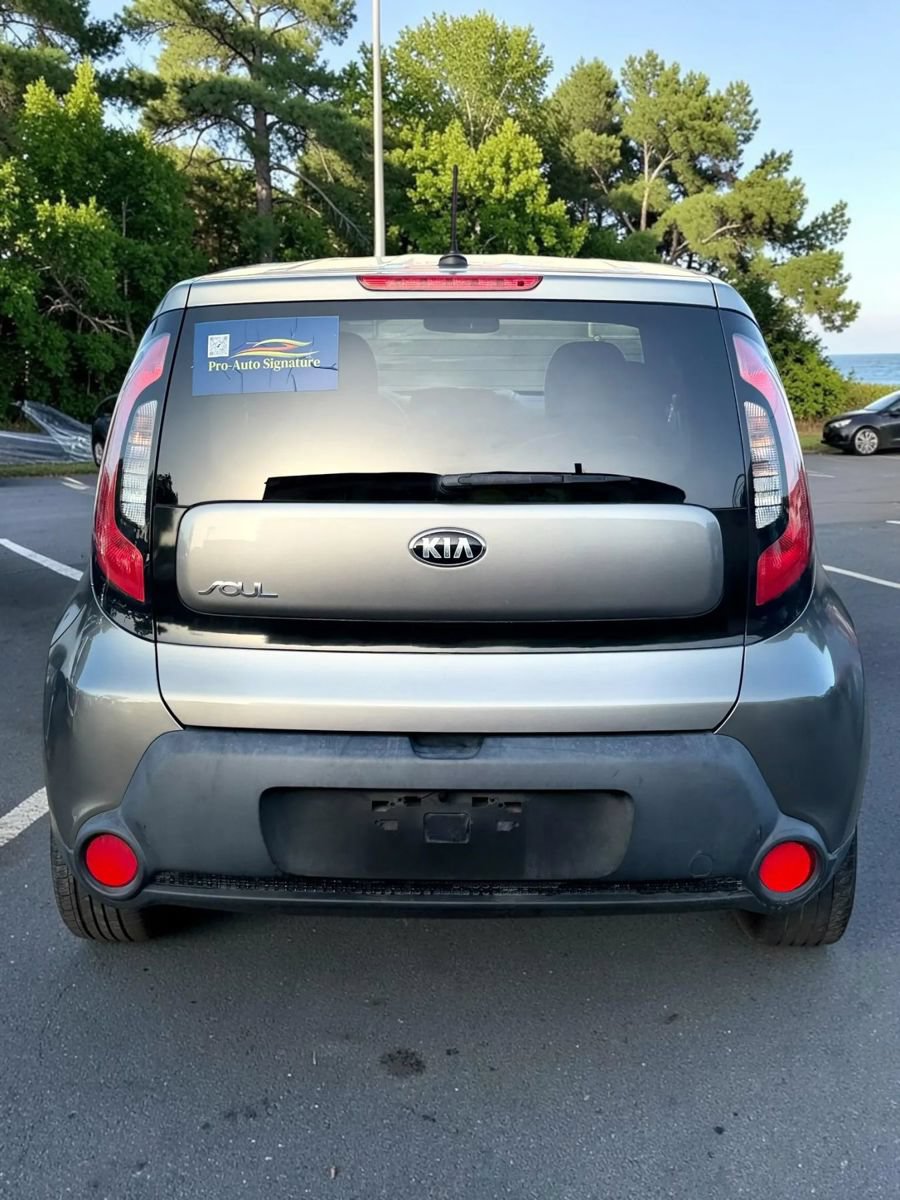 Used 2016 Kia Soul FWD image 10
