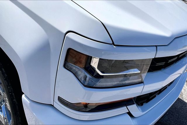 Used 2018 Chevrolet Silverado 1500 Custom w/ Custom Value Package image 33