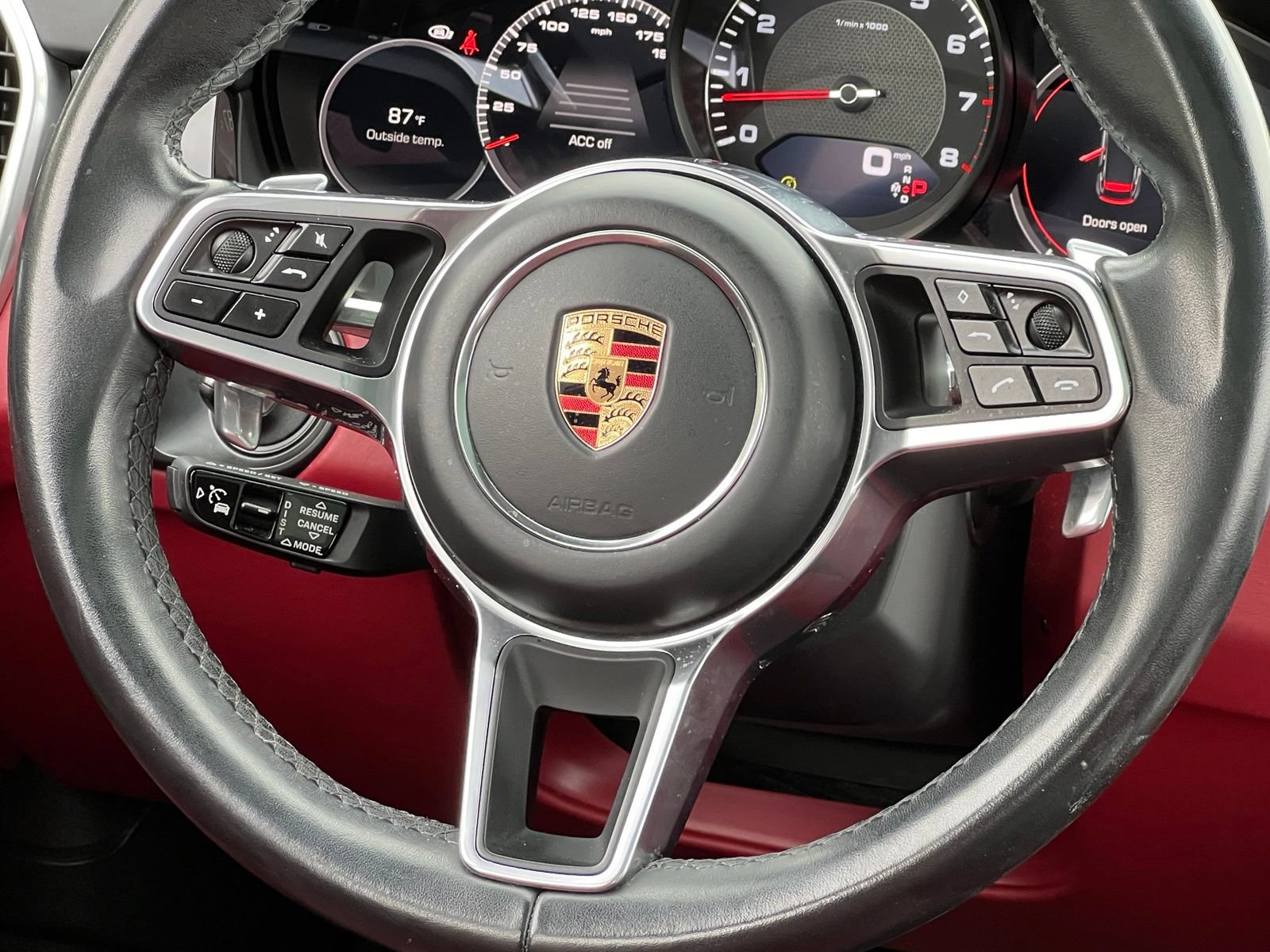 Used 2019 Porsche Cayenne S AWD/4WD image 22