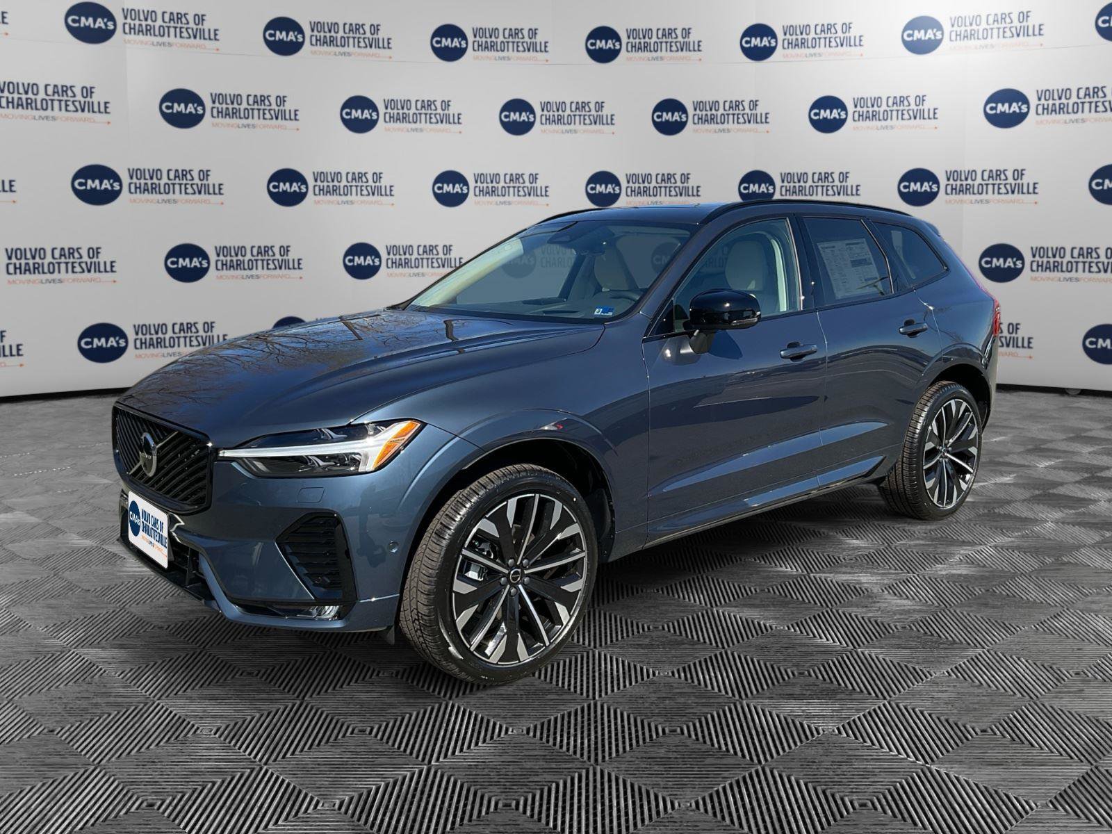 New 2026 Volvo XC60 B5 Ultra w/ Climate Package image 1