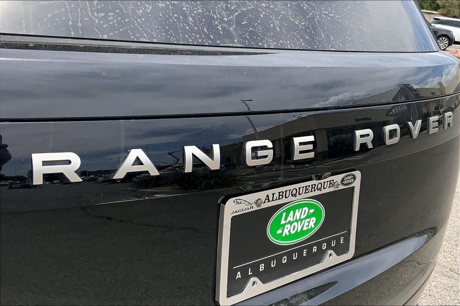 Certified 2024 Land Rover Range Rover SE AWD/4WD image 29