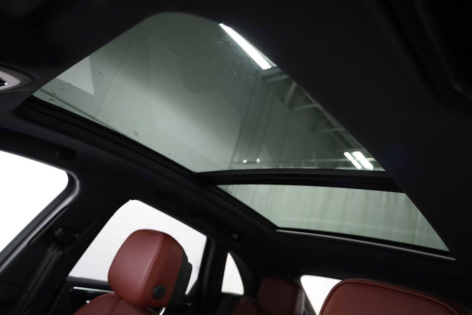 New 2026 Porsche Macan image 20