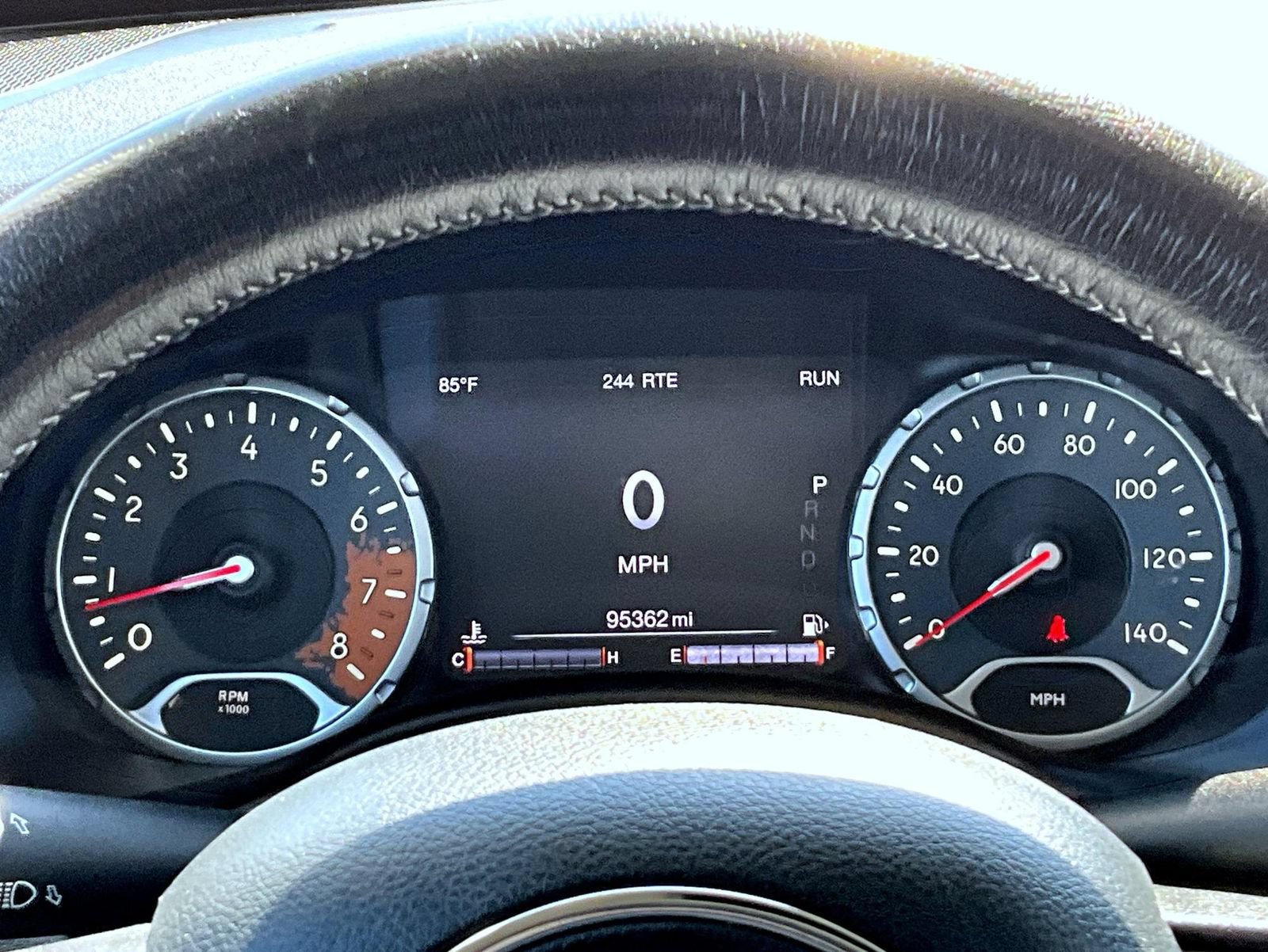 Used 2015 Jeep Renegade Limited w/ Premium Navigation Group AWD/4WD image 12