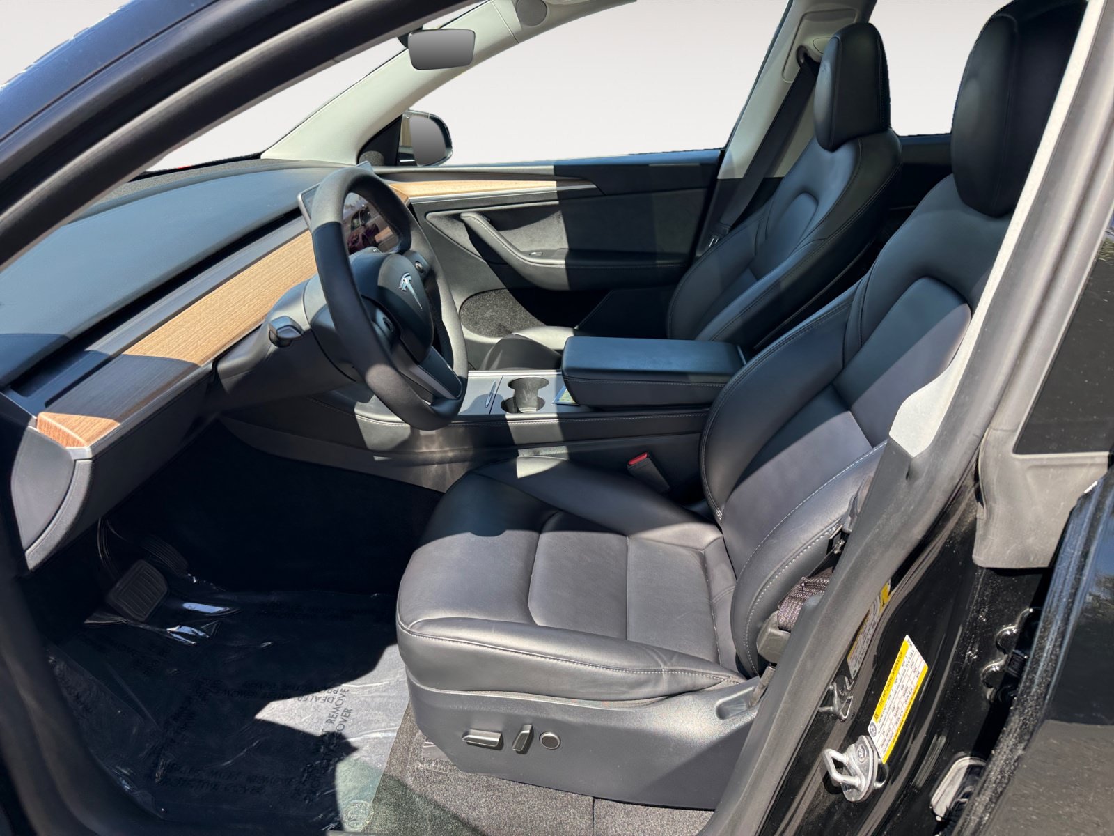 Used 2023 Tesla Model Y Long Range AWD/4WD image 10