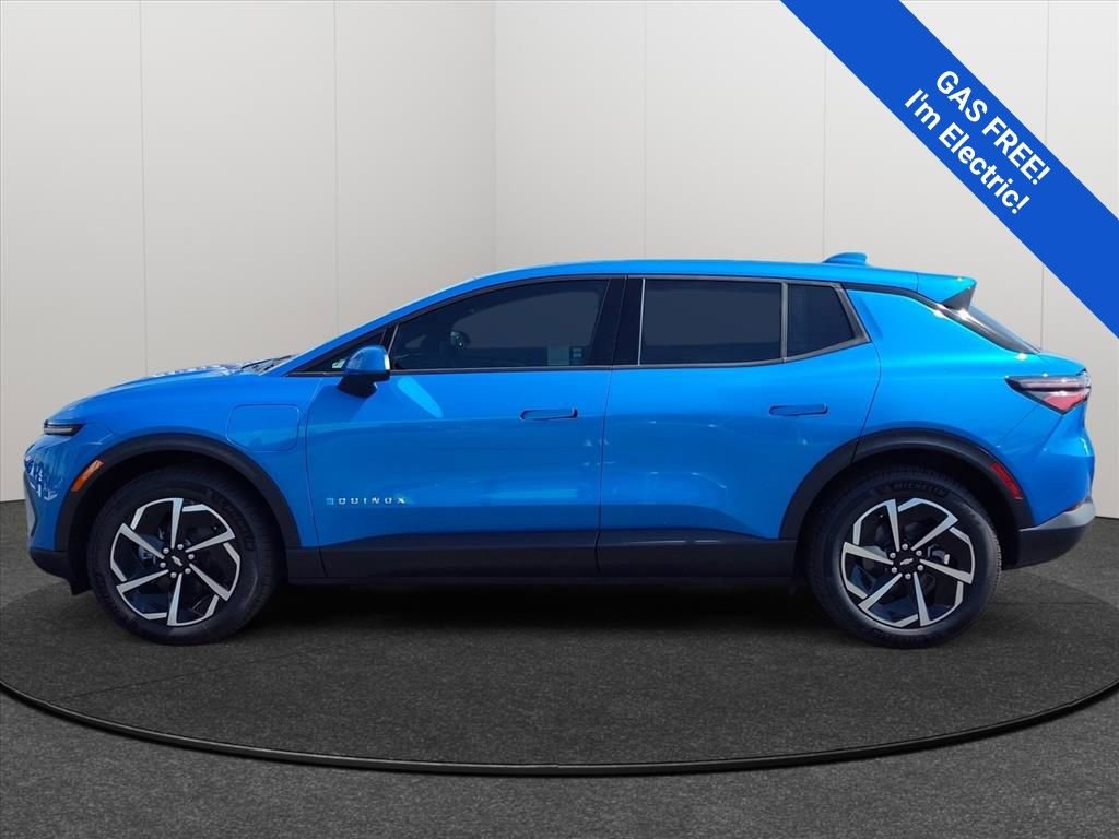 New 2026 Chevrolet Equinox EV LT w/ Comfort Package AWD/4WD image 2