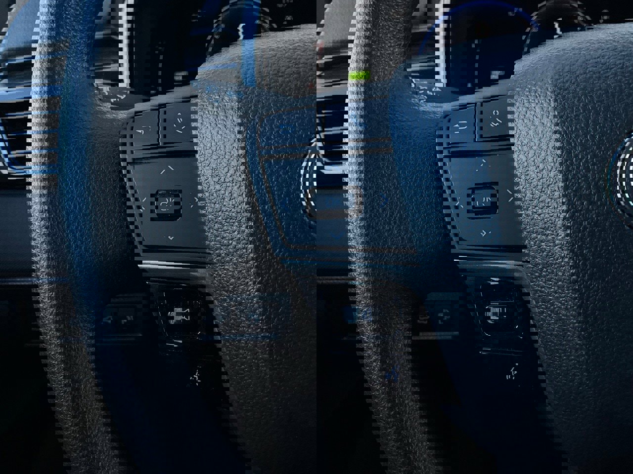 Used 2025 Toyota Camry LE image 31