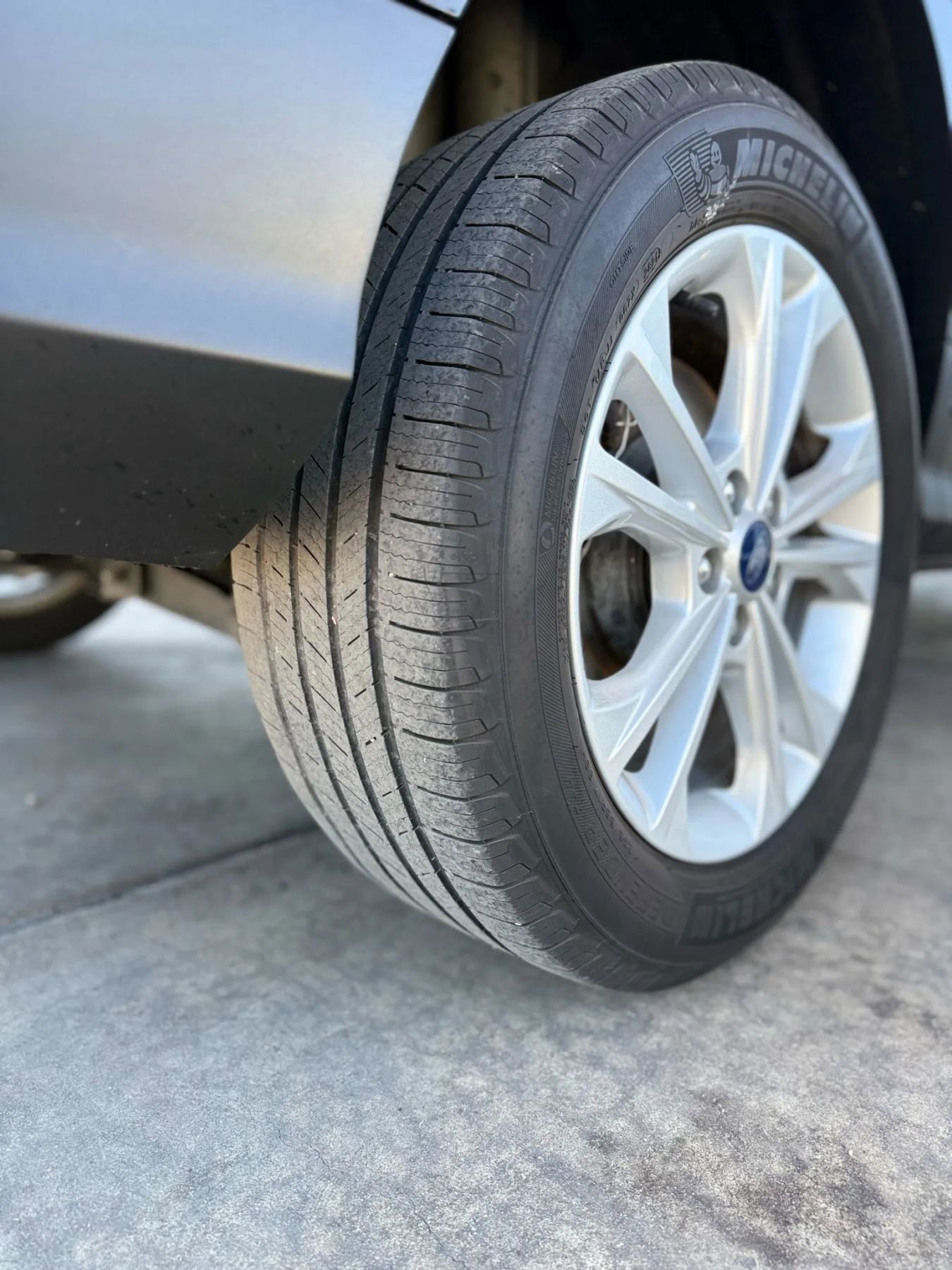 Used 2018 Ford Escape SE w/ Ford Safe & Smart Package image 26