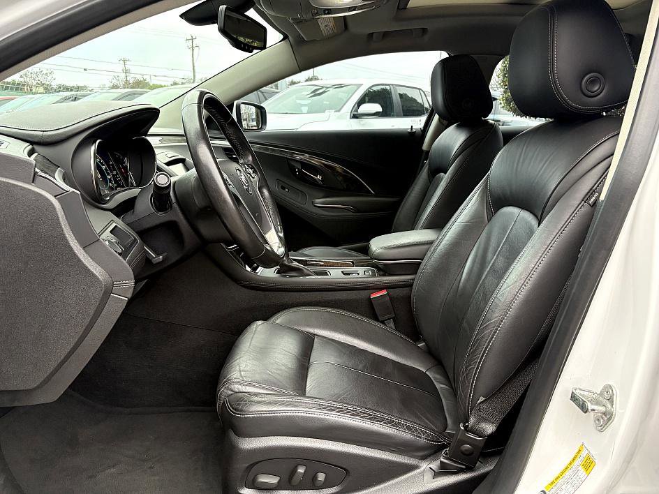 Used 2015 Buick LaCrosse Leather image 9