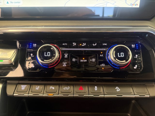 Certified 2026 GMC Sierra 2500 Denali Ultimate AWD/4WD image 17