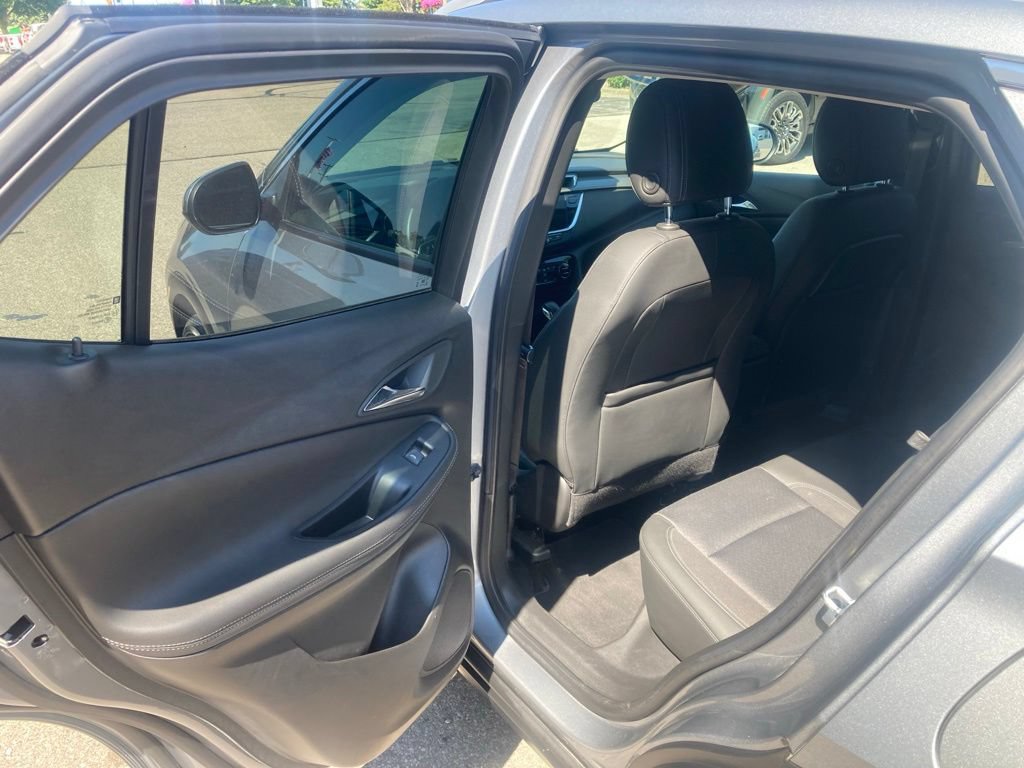 Used 2023 Buick Encore GX Select FWD image 11
