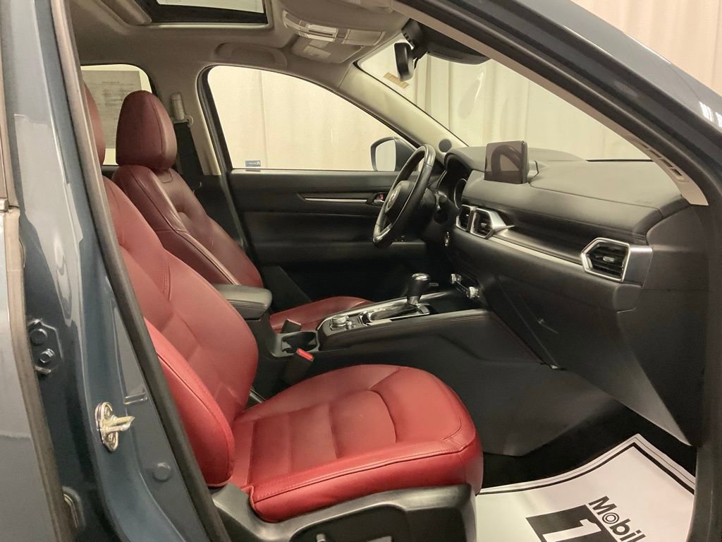 Used 2021 MAZDA CX-5 Carbon Edition image 40