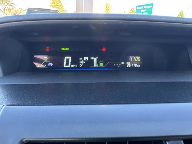 Used 2013 Toyota Prius V Three image 29