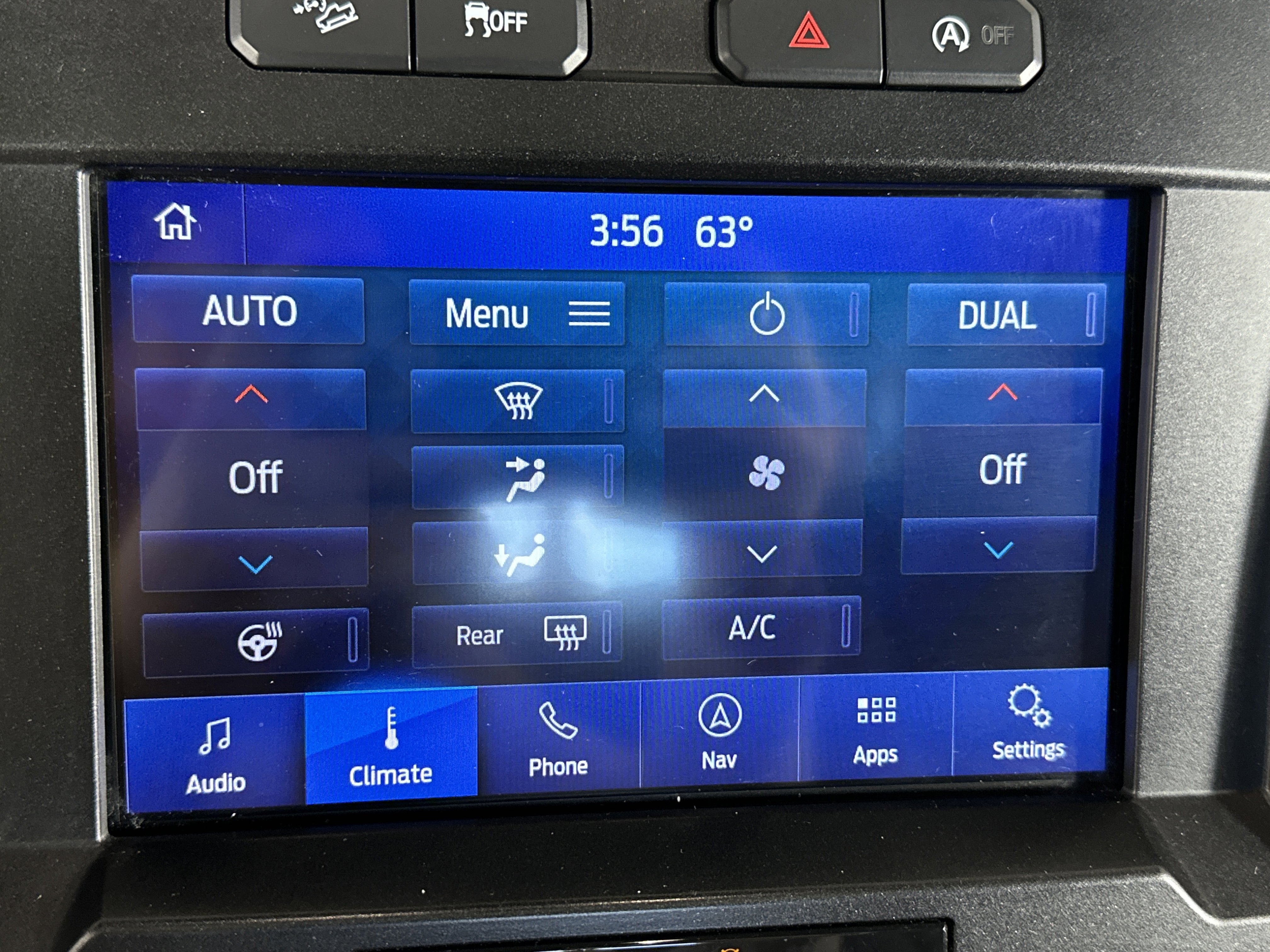 Used 2019 Ford F150 Lariat w/ Equipment Group 502A Luxury image 23