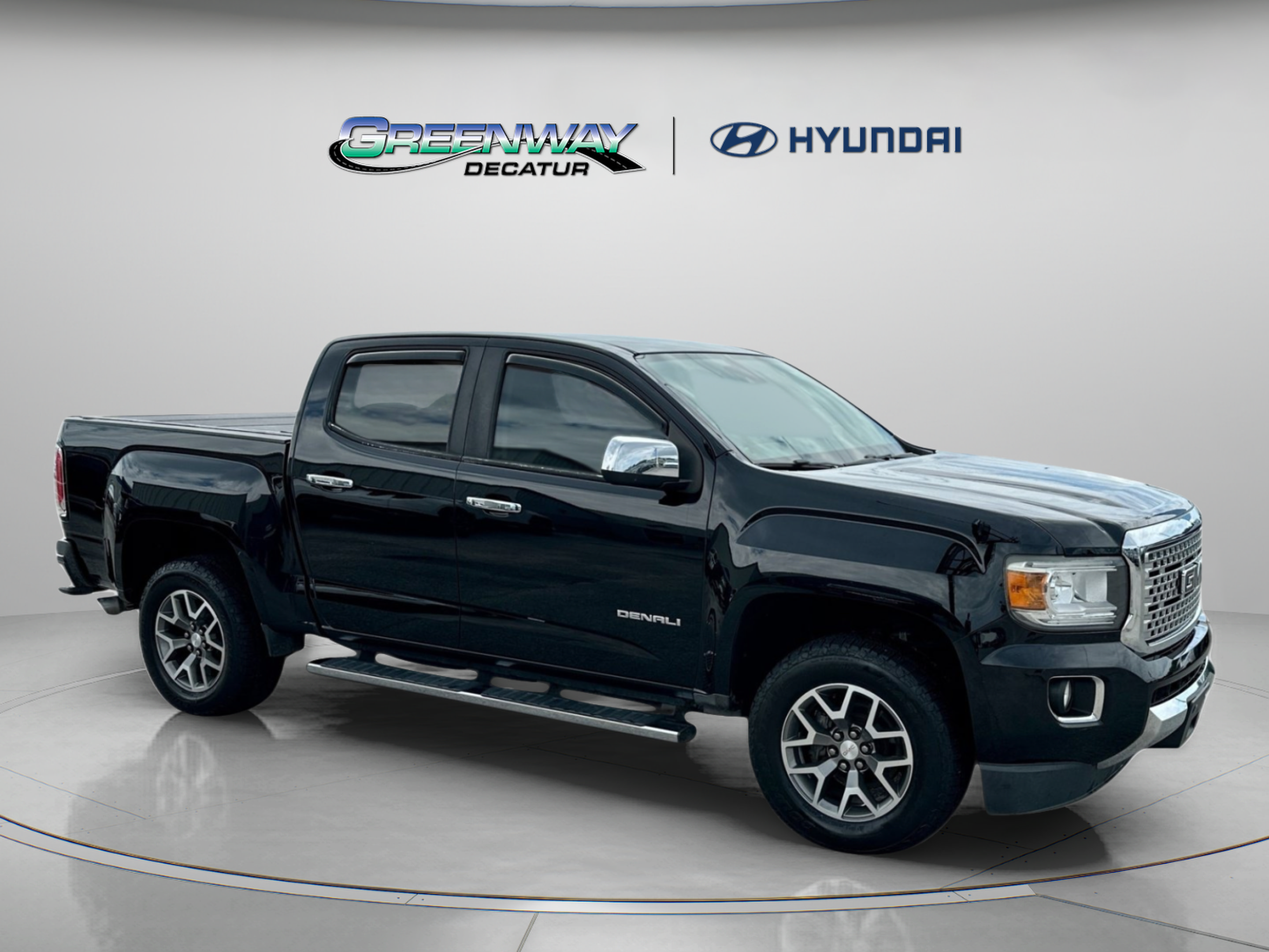 Used 2017 GMC Canyon Denali AWD/4WD image 9