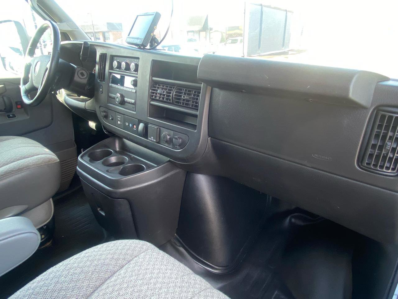 Used 2021 GMC Savana 3500 w/ Power Convenience Package RWD image 19
