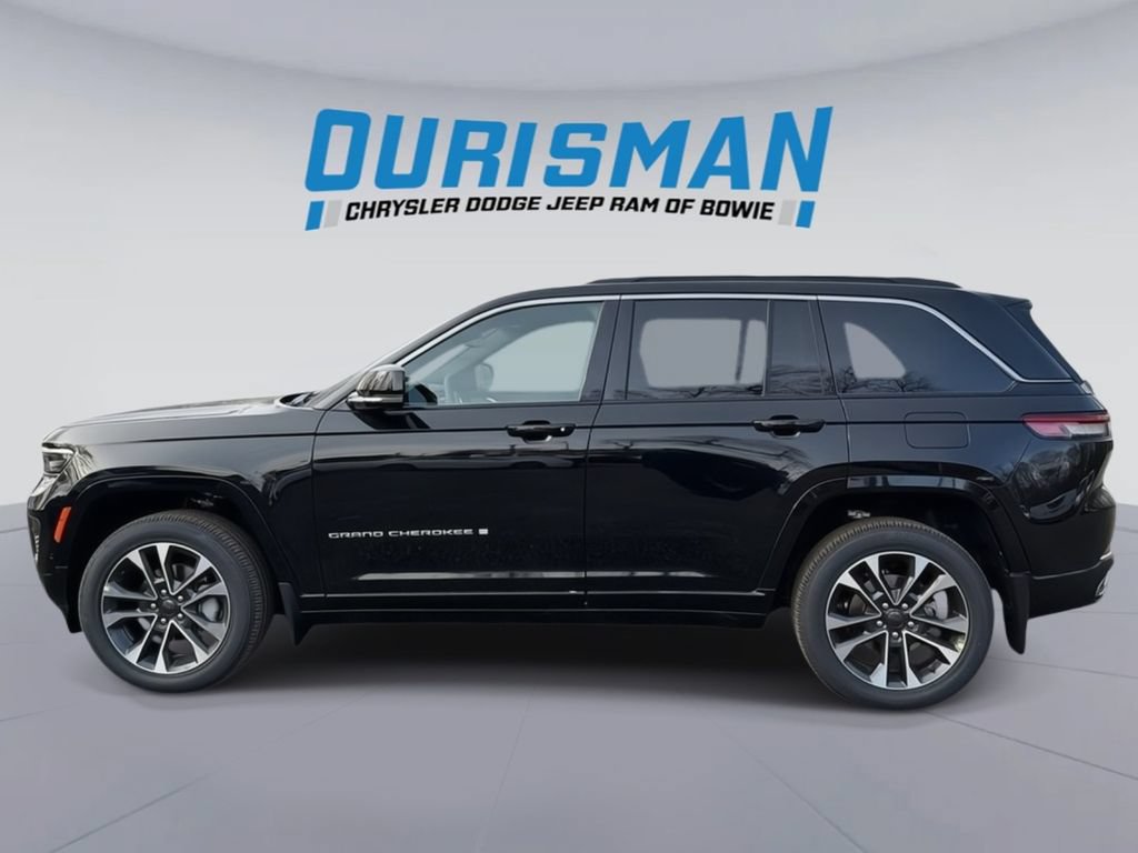 New 2025 Jeep Grand Cherokee Overland w/ Luxury Tech Group IV AWD/4WD image 3