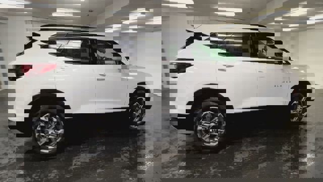 Certified 2023 Chevrolet Blazer LT w/ Convenience Package image 9