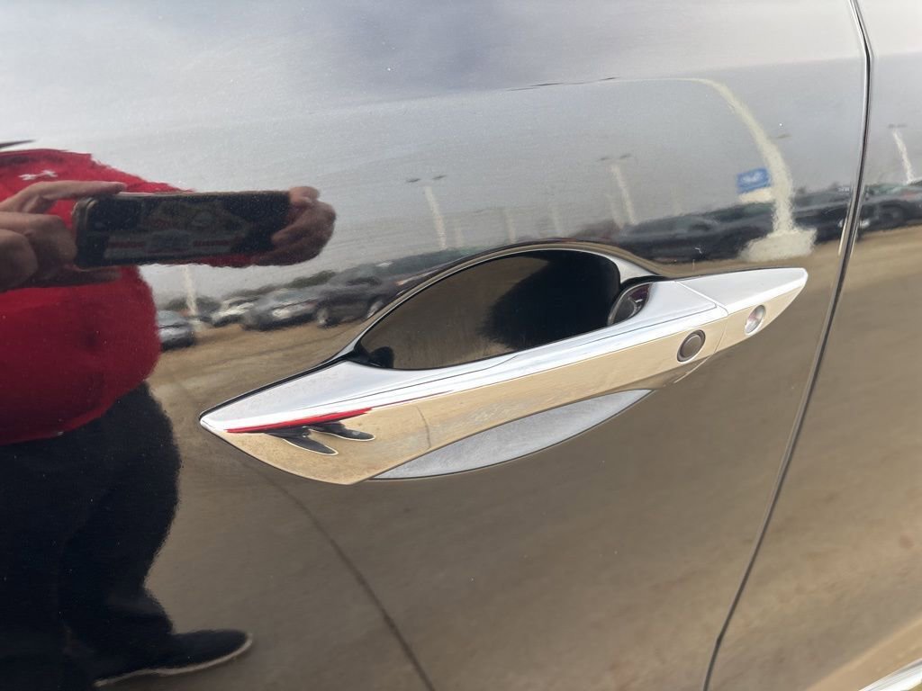 Used 2019 Acura MDX SH-AWD image 12