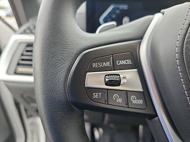 Used 2025 BMW X5 sDrive40i w/ Premium Package image 17