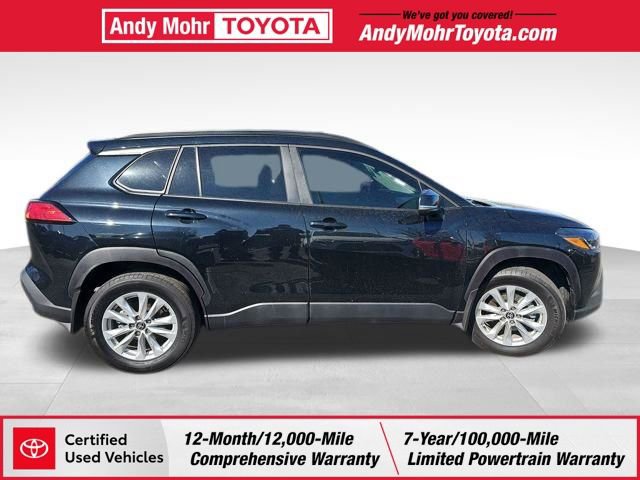 Certified 2025 Toyota Corolla Cross LE image 8